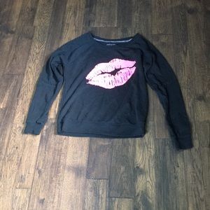 Black shirt with pink lips